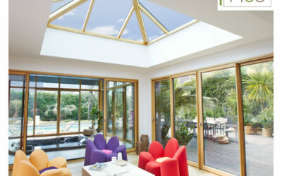 Profitez des premiers rayons du soleil grâce aux baies vitrées bois-aluminium MéO ! ☀️🌼